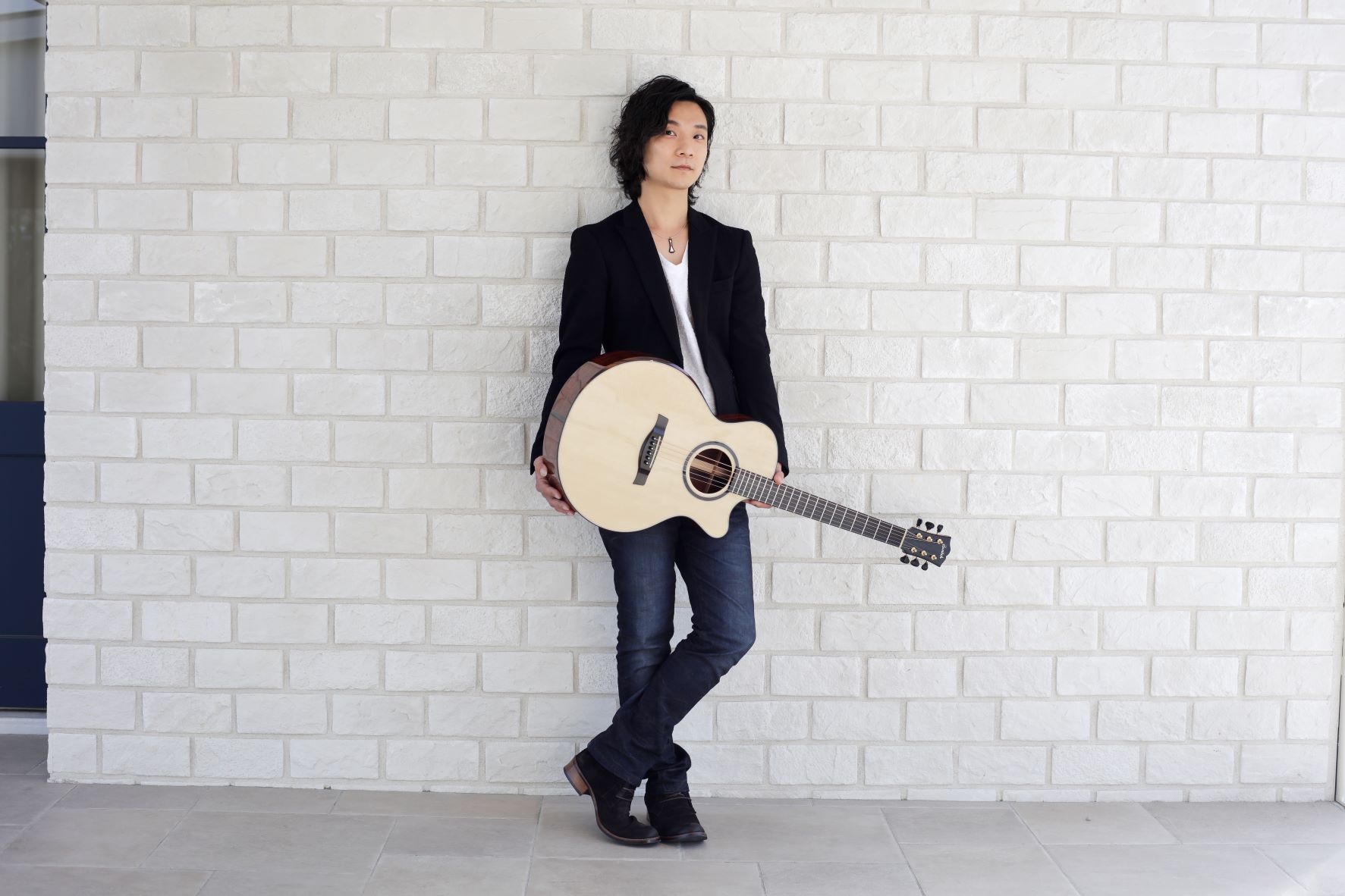 アコースティック・ギタリストの超絶テクニックが紡ぐ美しいメロディー｜公益財団法人 横浜市芸術文化振興財団のプレスリリース