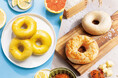 BAGEL & BAGEL から新商品が登場！ 夏にぴったりな“レモン×グレープフルーツ”ベーグルと、米粉を使用した“七味醤油”ベーグルに加え、マフィン３種を期間限定で販売します