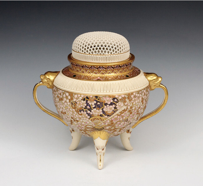 「金襴手　桜尽くし香炉」 （径18.9＊高17.5cm、箱後日） 1,320,000円