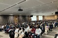 工学部第1期生の留学生が卒業し、新たに46の国・地域から323名の留学生が入学