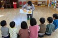 クラファン支援で和歌山県那智勝浦町の保育園児らに絵本15冊を寄贈