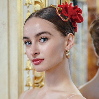 イローナ・クラフチェンコ イローナ・クラフチェンコ