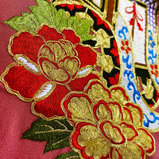 刺繍事業：和服の刺繍やネーム刺繍、アパレル刺繍、ワッペン制作など