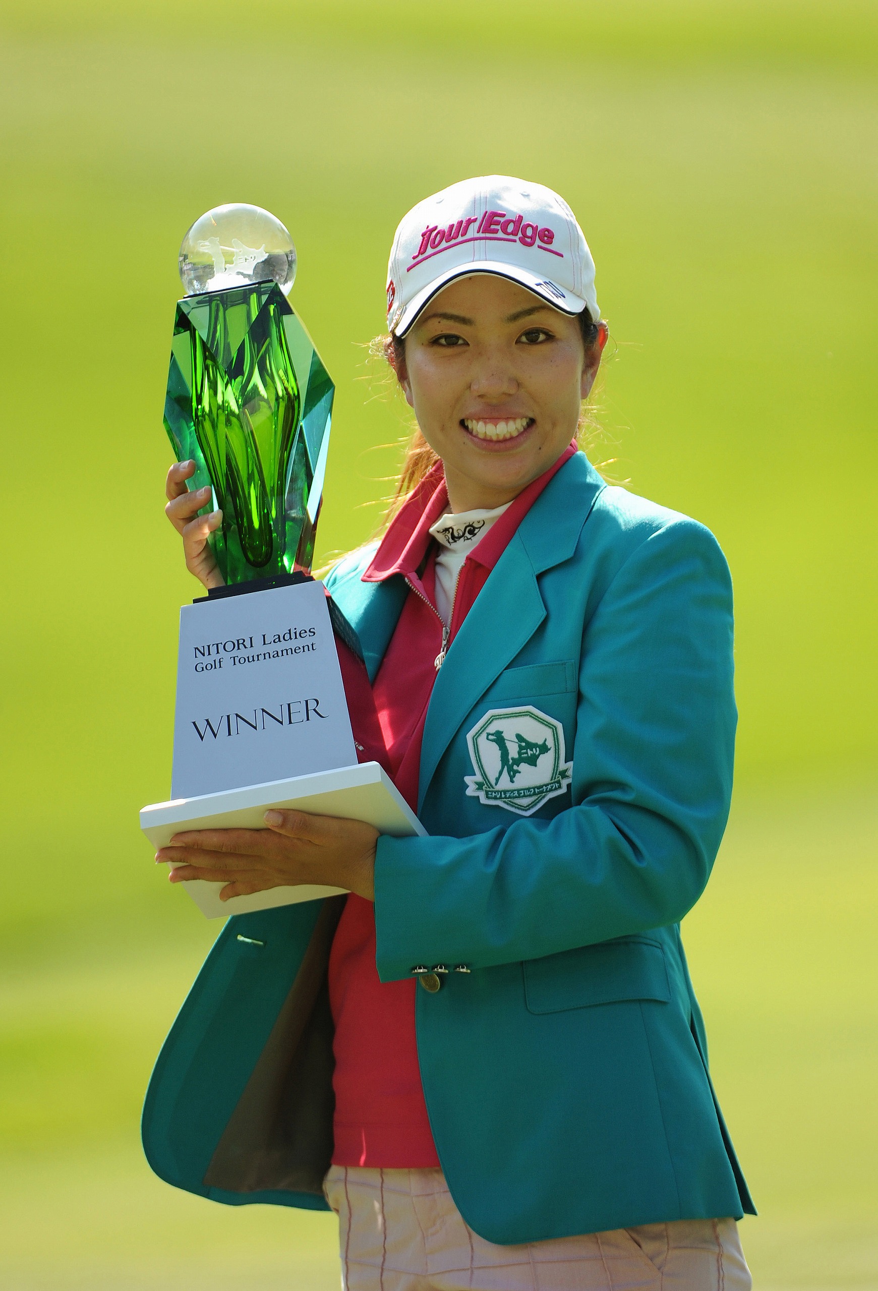 笠(りゅう)りつ子選手がツアー初優勝｜ダンロップスポーツ ...