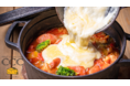 チーズに溺れる！五感で楽しむチーズ料理専門店が、特製“トマトチーズ鍋”の提供を開始！『CCC Cheese Cheers Café Hibiya（チーズチーズカフェ日比谷）』