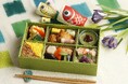 鯉のぼりが目印！なだ万 端午の節句弁当「背くらべ」　5月3日(日・祝) ～ 5月5日(火・祝)　期間限定販売