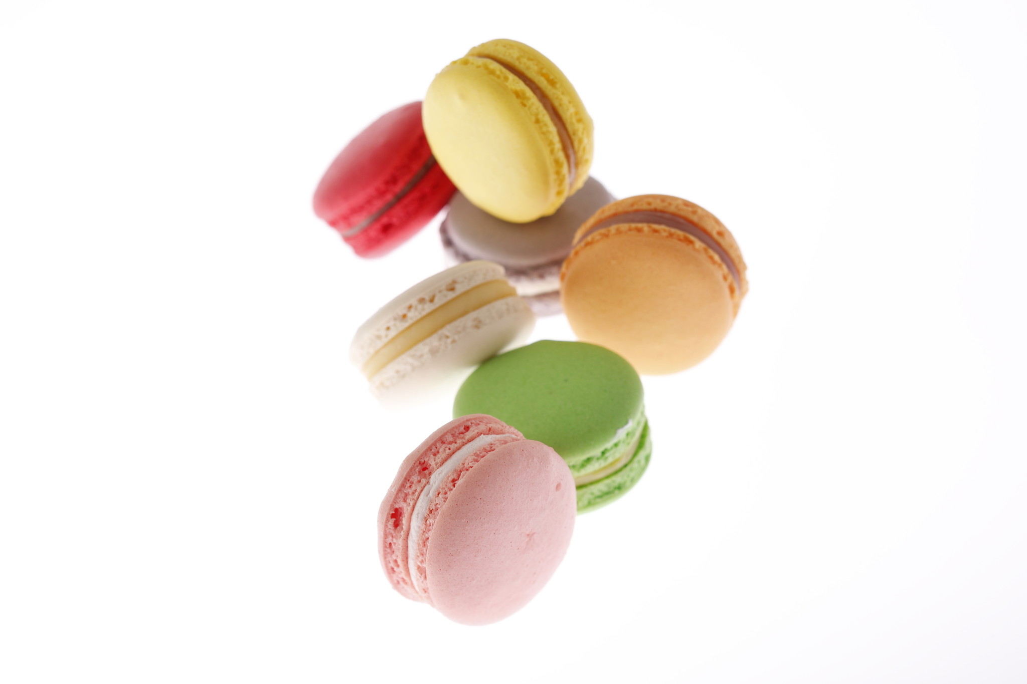 桜名所第1位 大阪城公園でのお花見におすすめの色鮮やかな 新桜マカロン と桜花見 株式会社ニュー オータニのプレスリリース