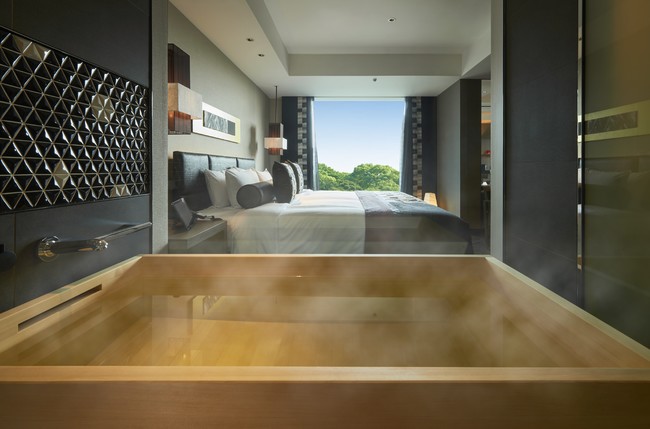 ヒノキ風呂のついた人気の客室「新江戸ルーム」