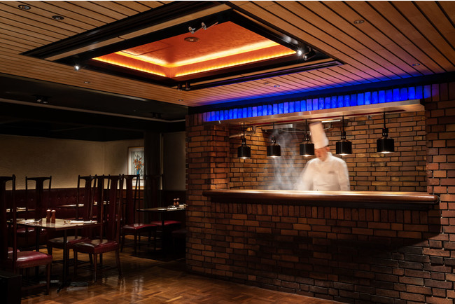 熟練シェフが焼き上げるステーキを愉しめる「リブルーム」 熟練シェフが焼き上げるステーキを愉しめる「リブルーム」