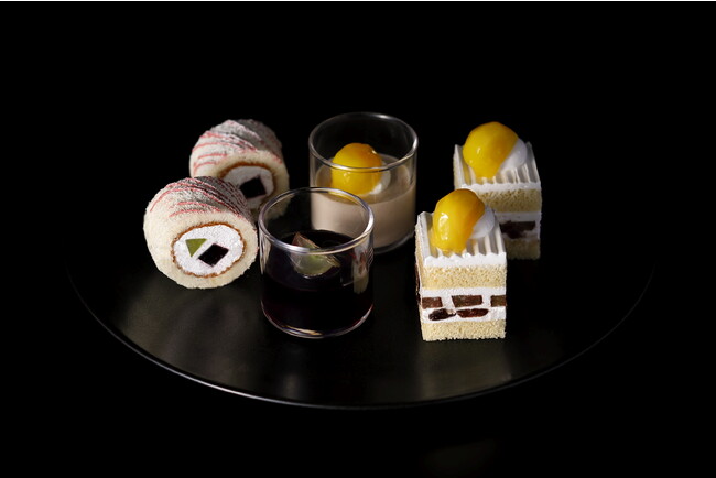 ※9月～10月には、栗とぶどうのスイーツも並びます。