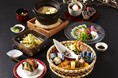 春の訪れを味わう華やぎの“桜御膳”で、一足早いお花見を。