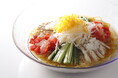 ひんやり、つるり、今だけのおたのしみ。夏の冷麺、はじめました。