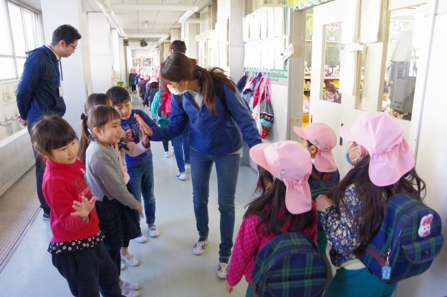 麗澤幼稚園 小学校訪問を実施 小学生になるための貴重な準備イベント 企業リリース 日刊工業新聞 電子版