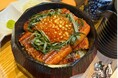 福岡・赤坂の注目店Google口コミ1,000件超え!評価4.9!「京から鰻」より新たな挑戦!鰻×いくら×金粉の贅沢コラボ『金のいくら鰻』が誕生!