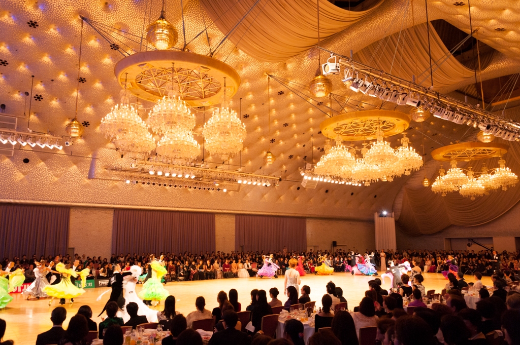 国内最高峰のプロ社交ダンス競技会 バルカーカップ統一全日本ダンス選手権大会16 開催 株式会社バルカーのプレスリリース
