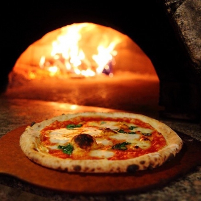 8月19日（日）キッズ向け本格ピザ窯で焼く『ピザ作り体験教室』