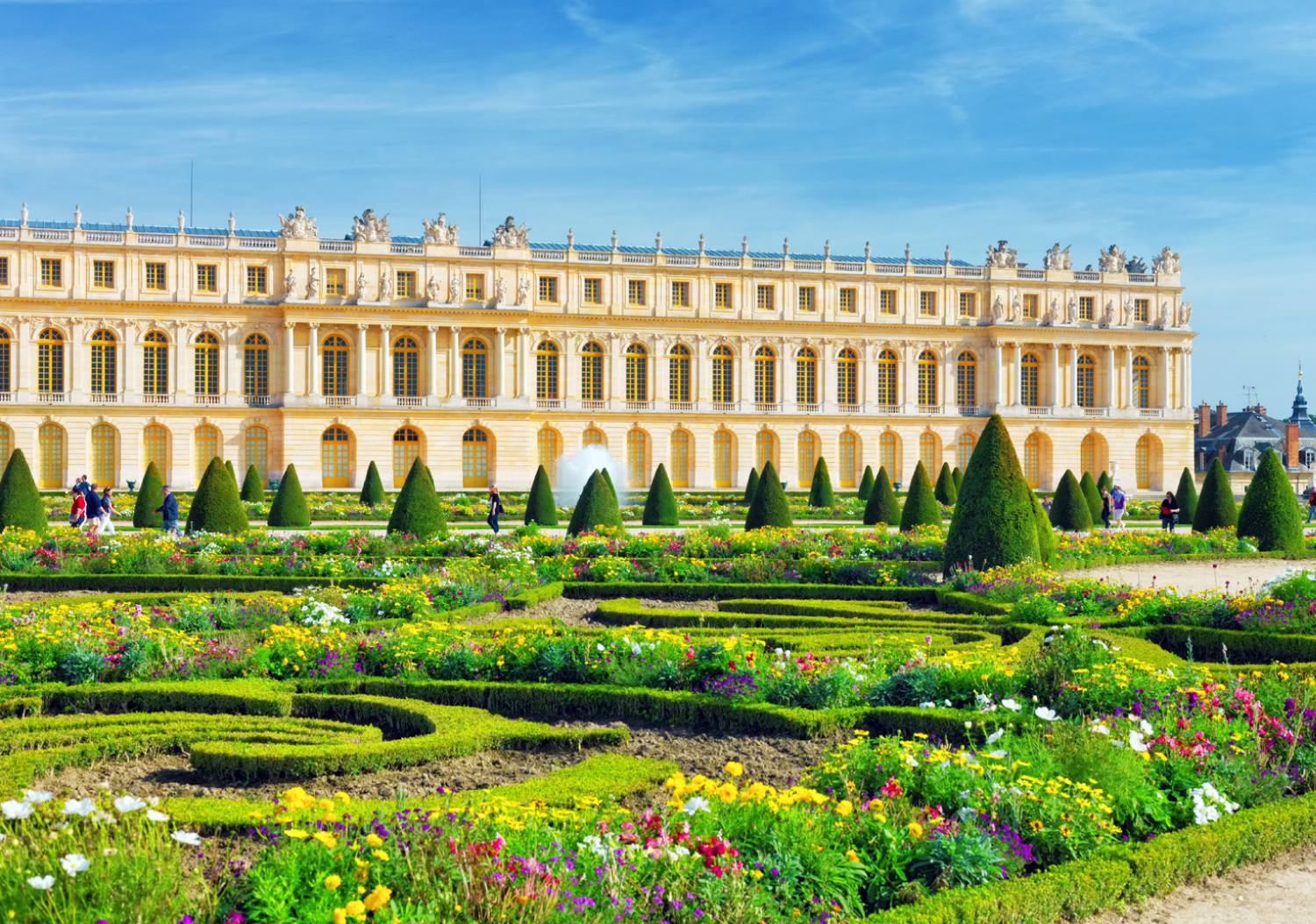 ディオール カルチャー ガーデン ヴェルサイユ宮殿の 王妃の木立ち 修復を支援 パルファン クリスチャン ディオール ジャポン株式会社のプレスリリース