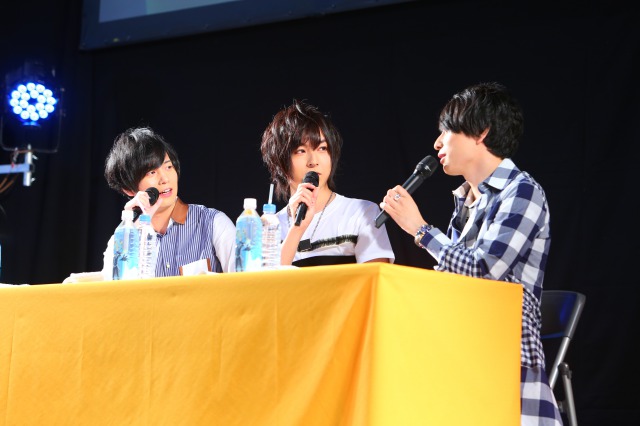 （左から）斉藤壮馬さん、蒼井翔太さん、森嶋秀太さん