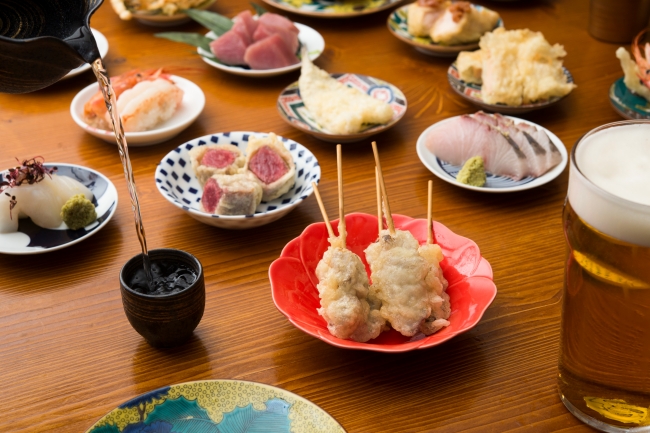 天ぷらの他にも寿司・刺身など、王道の和食をカジュアルに楽しんでいただけ、外国人観光客にも大人気！