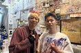 万博個展で活躍するMUSASHIの当日のケアを一手に担うセラピスト