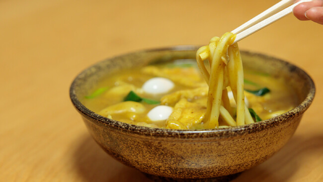 「勢川本店」の豊橋カレーうどん