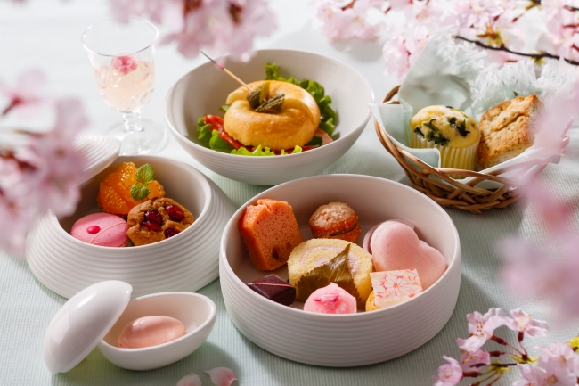 春色に彩られたお花見重アフタヌーンティー「春菓の重」4,000円（税・サービス料別）