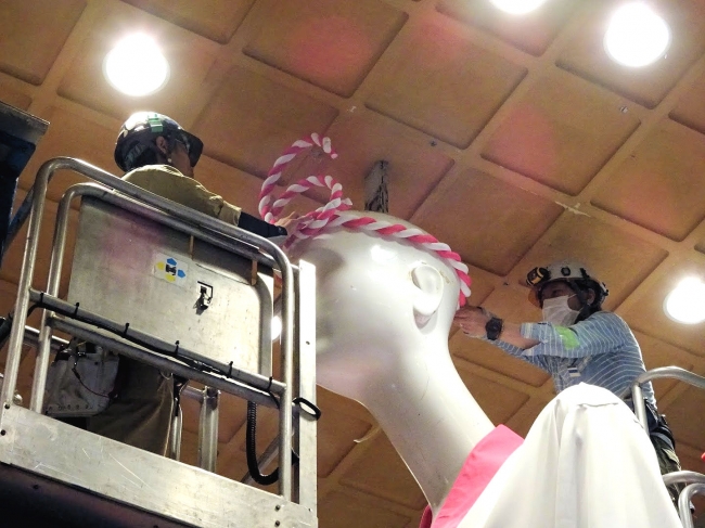 ハチマキ取り付け作業