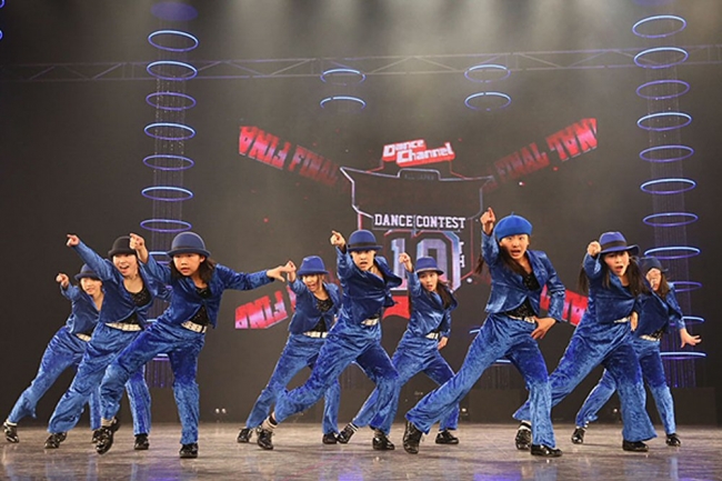 「ダンスチャンネル ALL JAPAN SUPER KIDS DANCE CONTEST 2015 FINAL」より