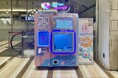 【静岡県静岡市】1日最大176個を販売した、行列のできるわたあめ自販機「CANDY SPIN」7月15日（水）、静岡市の新静岡セノバに設置。