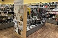 ペトコト初のセレクトショップが「TSUTAYA BOOKSTORE 静岡」に登場!話題の国産フレッシュドッグフードからおすすめの犬猫グッズまで勢ぞろい。