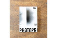 見て、触れて、表現をその手に。作品展品質のプリントサービスPHOTOPRI、全取り扱い用紙を網羅した「用紙サンプル帳」を2025年11月1日より販売開始。アーティストの用紙選びをスムーズに。