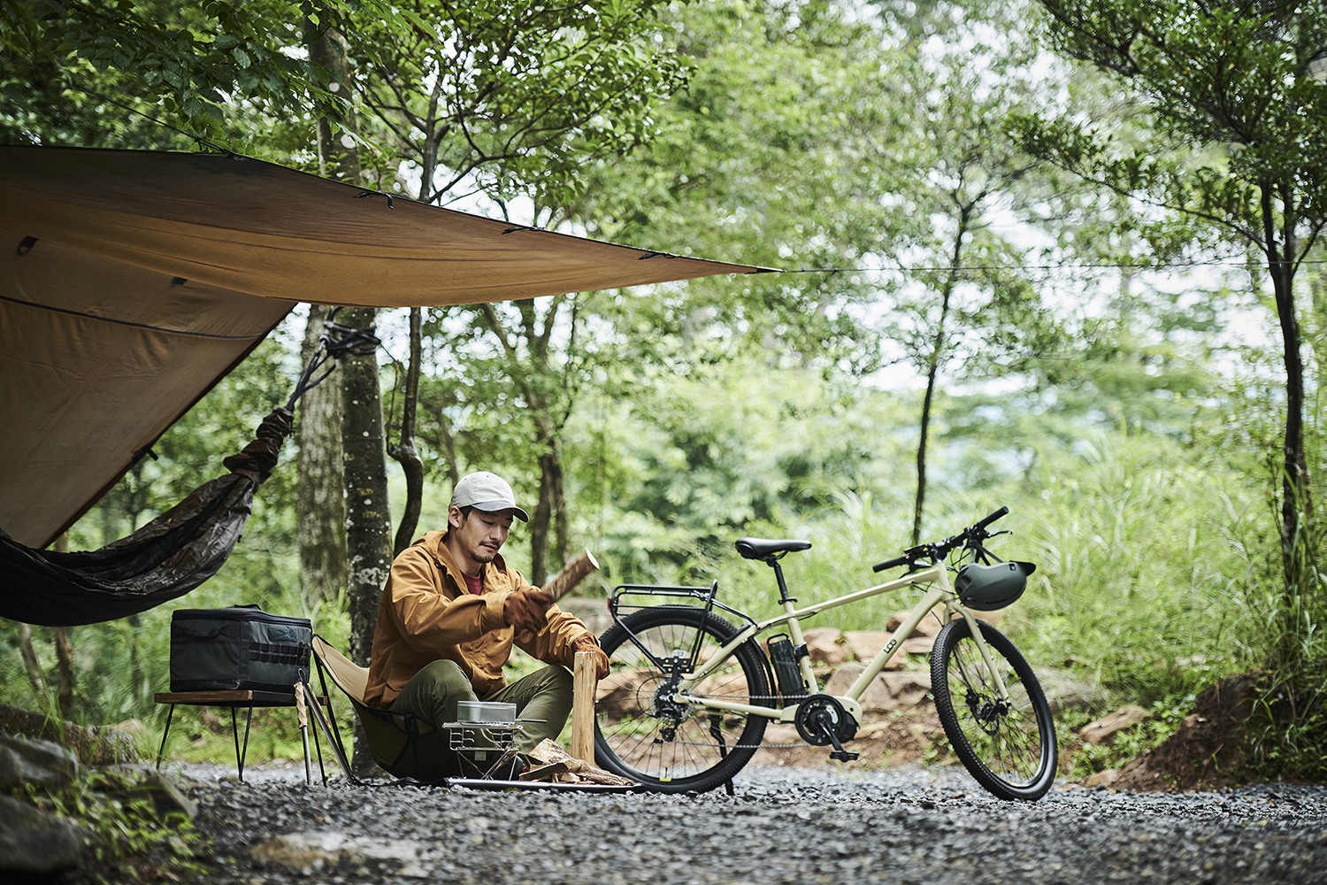 アウトドアシーンに対応した電動アシスト自転車 「LOG