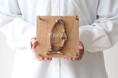【KABEMONO】首輪に宿る日々の思い出を、そっと飾る――KABEMONOから新たに『ペットメモリアル 首輪フック』登場