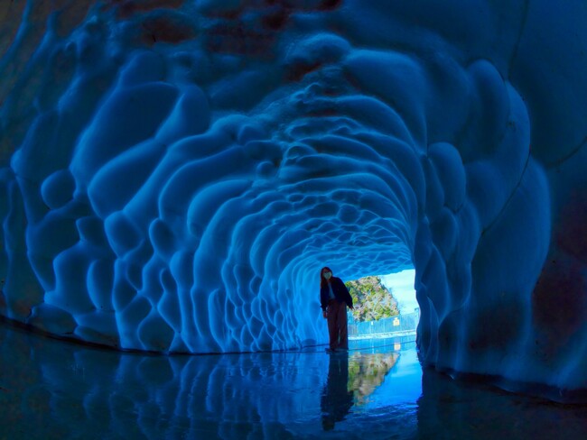 大観峰・雪のトンネル