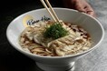 【Ramen HISA】やま幸のマグロ、尾崎牛、トラフグがラーメンに！国際美食アワードで高い評価を獲得するドバイの日本料理店「崇寿 TakaHisa」が“プレミアムラーメン”専門店をオープン！