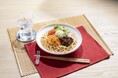 人気ラーメン店「飯田商店」監修の「冷し担々麺」が5月20日(火)から全国で順次発売!