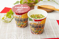 器一面にねぎをトッピング！本格スープの「セブンプレミアム 京都背脂醤油ラーメン」が新発売