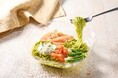 生ハムの旨み・まろやかなクリームチーズソース・バジルの香り!「冷製パスタ 生ハムとバジルソース」が7月23日(水)から順次発売