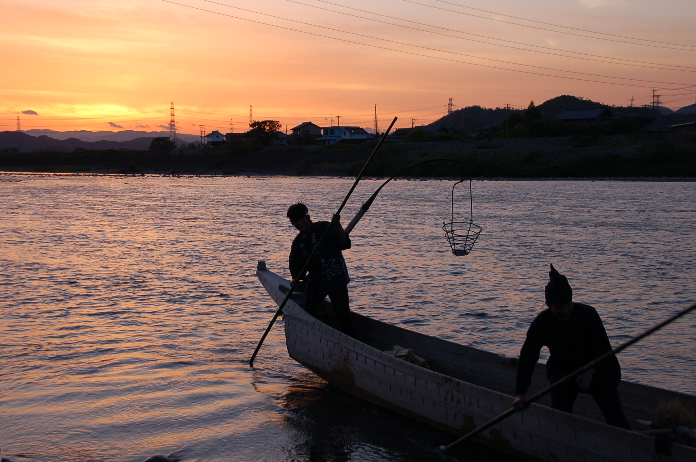 岐阜県関市が誇る、一千有余年の歴史を持つ伝統漁法『小瀬鵜飼』開幕