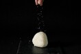 【累計35,000食突破】大阪・関西万博でしか味わえない「究極の塩おにぎり」が“秋仕様”に進化!