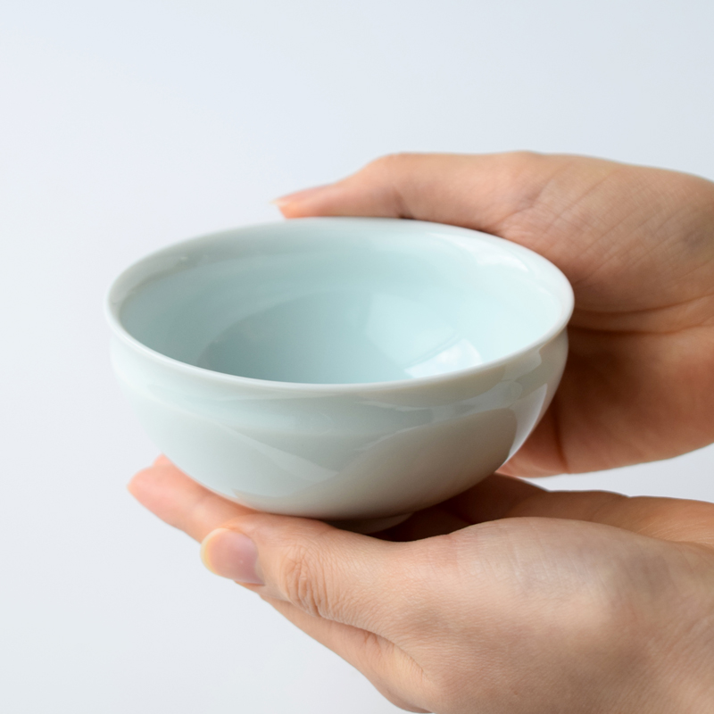 越境EC事業を展開するインアゴーラ 京都の老舗陶磁器「たち吉」の取り扱い開始