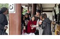 【城西国際大学】観光学部生が英語ガイド実践研修　成田山新勝寺で訪日外国人客対応を学ぶ