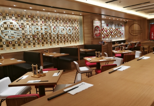 IPPUDO GRAND INDONESIA　内観