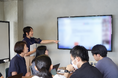 AI活用事例、社内に100件。岐阜のIT企業ITreat、総務・経理・デザイナーまで社員37名が「自分の業務での使い方」を朝礼で発表