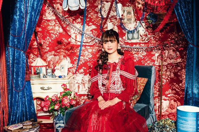 LINE NEWS VISION『20歳の花』 LINE NEWS VISION『20歳の花』