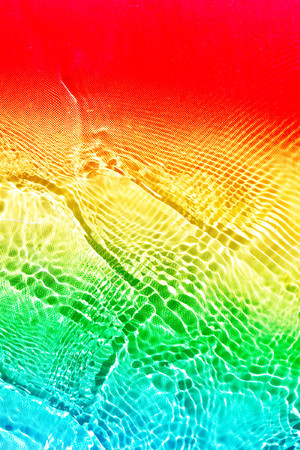 Untitled (Rainbow Waves 16)、2013