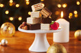 【限定商品】クリスマスケーキをイメージしたこの時期だけの贈り物。“くだもの”と“木の実”を楽しむ洋菓子ブランド「フランセ」から「クリスマスをたのしむミルフィユ」を新発売!