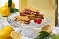 夏の光に照らされて。果実の爽やかな美味しさが輝くひと時。MILLE-FEUILLE MAISON FRANCAIS(ミルフィユメゾンフランセ)より「ミルフィユ セゾン レモン&フランボワーズ」を発売!