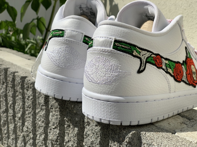 stillalive AIR JORDAN1 LOW