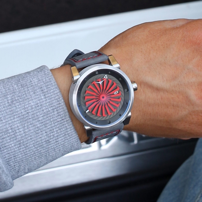 アメリカ発 独創的なデザインが特徴の腕時計ZINVOがWEB限定20％OFF 